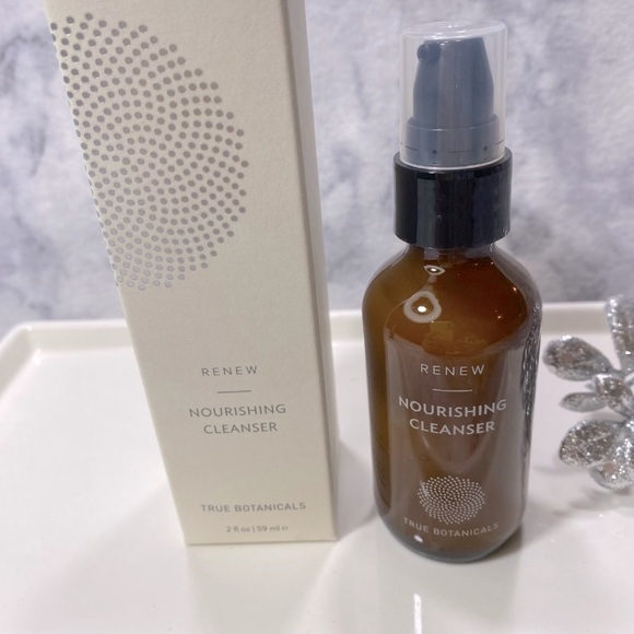 True Botanicals Renew Nourishing Cleanser, Soft, Deep, NEW - Travel Size 59 ml